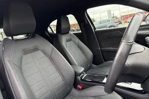 DY71AKG Vauxhall Mokka Electric 50kWh Ultimate Edition Auto 5dr Thumbnail #25