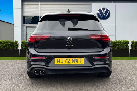 MJ72NWT Volkswagen Golf 2.0 TDI 200 GTD 5dr DSG **REAR VIEW CAM, WINTER PACK** Thumbnail #5