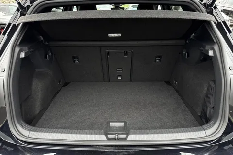 MJ72NWT Volkswagen Golf 2.0 TDI 200 GTD 5dr DSG **REAR VIEW CAM, WINTER PACK** Thumbnail #7