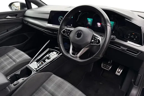 MJ72NWT Volkswagen Golf 2.0 TDI 200 GTD 5dr DSG **REAR VIEW CAM, WINTER PACK** Thumbnail #14