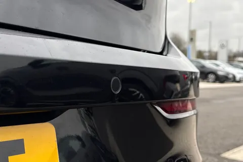 MJ72NWT Volkswagen Golf 2.0 TDI 200 GTD 5dr DSG **REAR VIEW CAM, WINTER PACK** Thumbnail #26