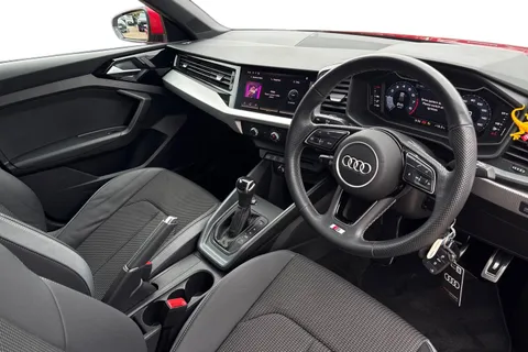 BV73UCZ Audi A1 (O) S line 30 TFSI  110 PS S tronic Thumbnail #14