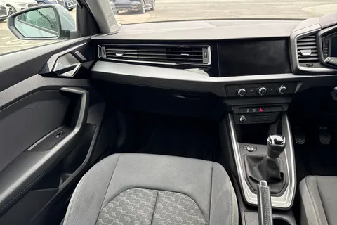 PF23JHL Audi A1 Sport 25 TFSI  95 PS 5-speed Thumbnail #20