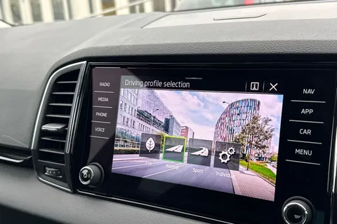 LP72BKO Škoda Karoq 1.0 TSI SE L Euro 6 (s/s) 5dr Thumbnail #54