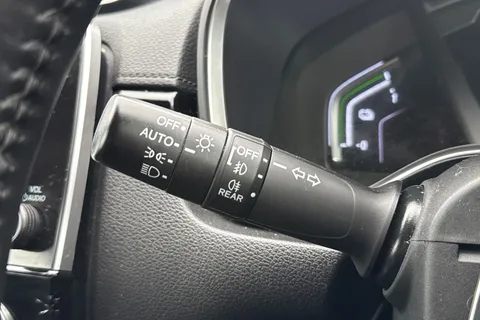 42 of 53 for HONDA CR-V 2.0 i-MMD Hybrid SR 2WD 5dr eCVT