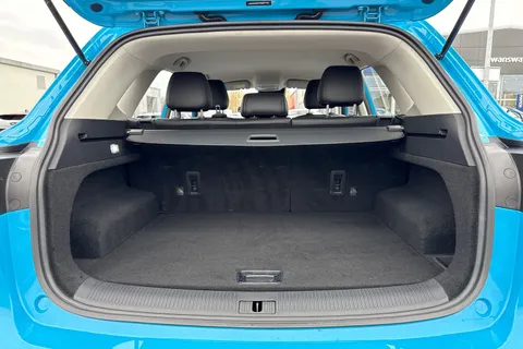 7 of 64 for MG Mg Hs 1.5 T-GDI Excite DCT Euro 6 (s/s) 5dr