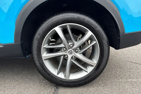 12 of 64 for MG Mg Hs 1.5 T-GDI Excite DCT Euro 6 (s/s) 5dr