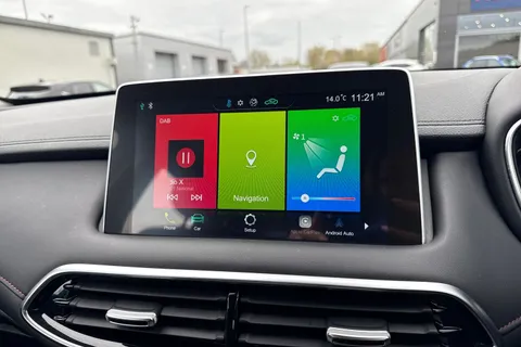 17 of 64 for MG Mg Hs 1.5 T-GDI Excite DCT Euro 6 (s/s) 5dr