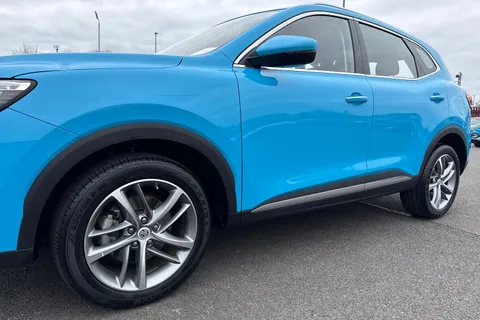 28 of 64 for MG Mg Hs 1.5 T-GDI Excite DCT Euro 6 (s/s) 5dr