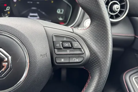 40 of 64 for MG Mg Hs 1.5 T-GDI Excite DCT Euro 6 (s/s) 5dr