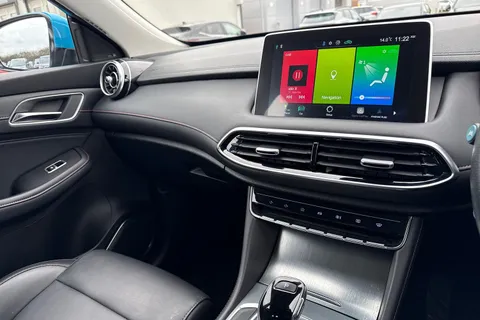 44 of 64 for MG Mg Hs 1.5 T-GDI Excite DCT Euro 6 (s/s) 5dr