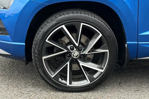 MK20JDZ Škoda Karoq 2.0 TDI SportLine DSG 4WD Euro 6 (s/s) 5dr Thumbnail #13