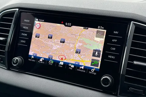 MK20JDZ Škoda Karoq 2.0 TDI SportLine DSG 4WD Euro 6 (s/s) 5dr Thumbnail #17