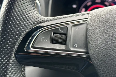 MK20JDZ Škoda Karoq 2.0 TDI SportLine DSG 4WD Euro 6 (s/s) 5dr Thumbnail #42