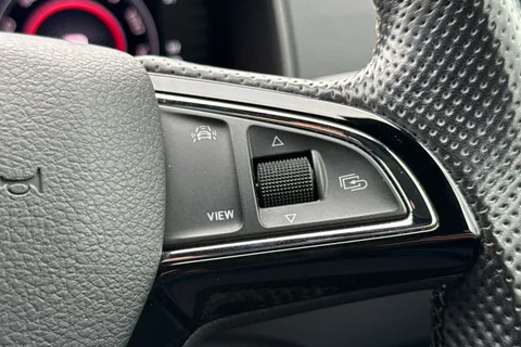 MK20JDZ Škoda Karoq 2.0 TDI SportLine DSG 4WD Euro 6 (s/s) 5dr Thumbnail #43