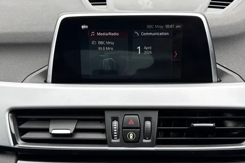 YP67KSJ BMW X1 2.0 18d SE Auto sDrive Euro 6 (s/s) 5dr Thumbnail #18