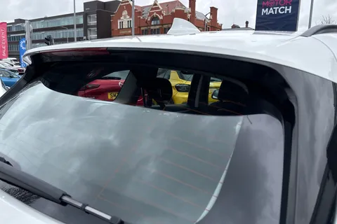 YP67KSJ BMW X1 2.0 18d SE Auto sDrive Euro 6 (s/s) 5dr Thumbnail #32