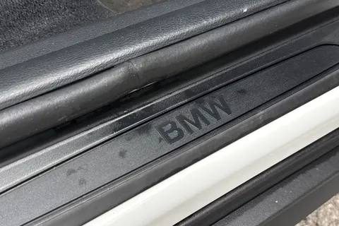 YP67KSJ BMW X1 2.0 18d SE Auto sDrive Euro 6 (s/s) 5dr Thumbnail #35