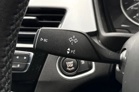 YP67KSJ BMW X1 2.0 18d SE Auto sDrive Euro 6 (s/s) 5dr Thumbnail #42