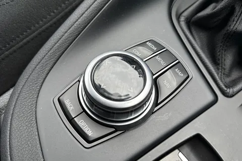 YP67KSJ BMW X1 2.0 18d SE Auto sDrive Euro 6 (s/s) 5dr Thumbnail #46