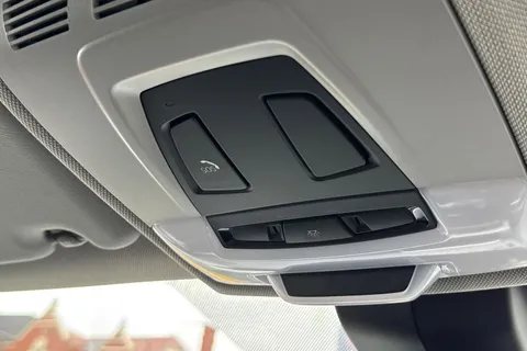 YP67KSJ BMW X1 2.0 18d SE Auto sDrive Euro 6 (s/s) 5dr Thumbnail #48