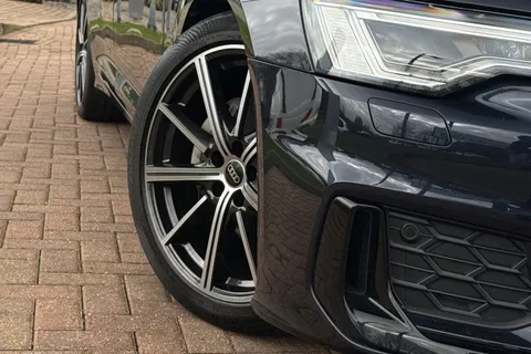 KW73HLH Audi A6 Avant Avant Black Edition 40 TDI quattro 204 PS S tronic Thumbnail #27