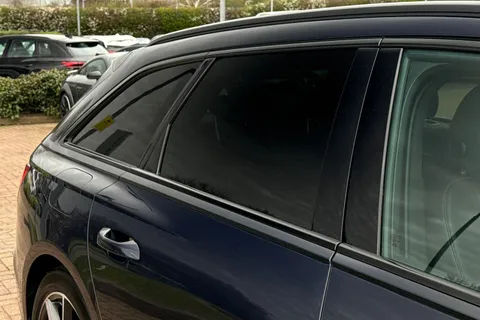 KW73HLH Audi A6 Avant Avant Black Edition 40 TDI quattro 204 PS S tronic Thumbnail #54