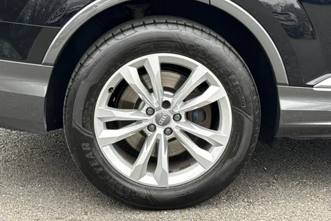 11 of 55 for Audi Q7 3.0 TDI V6 50 Sport Tiptronic quattro Euro 6 (s/s) 5dr