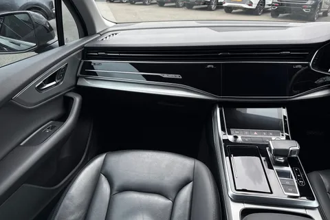 20 of 55 for Audi Q7 3.0 TDI V6 50 Sport Tiptronic quattro Euro 6 (s/s) 5dr