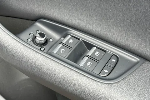 21 of 55 for Audi Q7 3.0 TDI V6 50 Sport Tiptronic quattro Euro 6 (s/s) 5dr