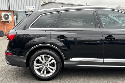 32 of 55 for Audi Q7 3.0 TDI V6 50 Sport Tiptronic quattro Euro 6 (s/s) 5dr