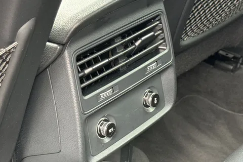 35 of 55 for Audi Q7 3.0 TDI V6 50 Sport Tiptronic quattro Euro 6 (s/s) 5dr