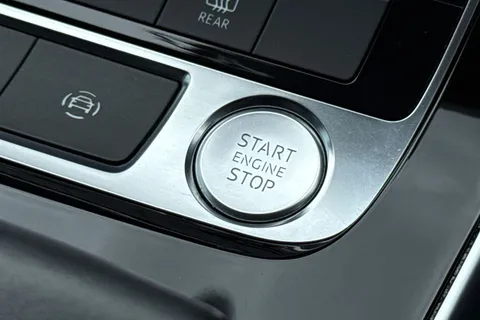 38 of 55 for Audi Q7 3.0 TDI V6 50 Sport Tiptronic quattro Euro 6 (s/s) 5dr