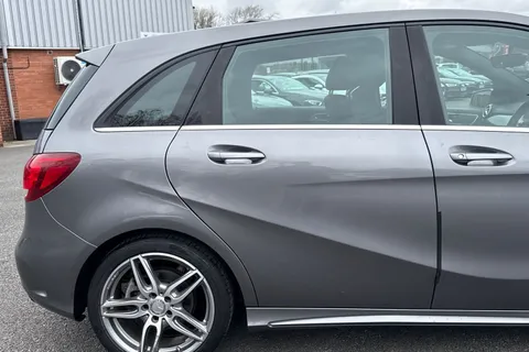PL16XYM Mercedes-Benz B Class 1.6 B200 AMG Line 7G-DCT Euro 6 (s/s) 5dr Thumbnail #29