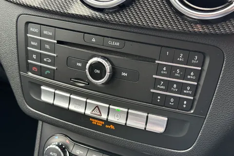 PL16XYM Mercedes-Benz B Class 1.6 B200 AMG Line 7G-DCT Euro 6 (s/s) 5dr Thumbnail #41