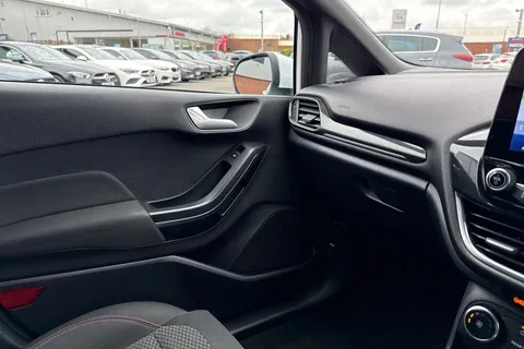 PK70UMC Ford Fiesta 1.0T EcoBoost MHEV ST-Line Edition Euro 6 (s/s) 5dr Thumbnail #44