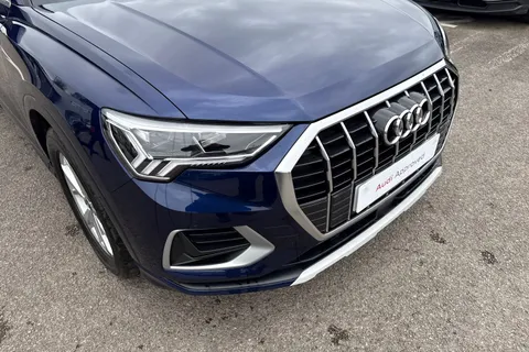 DF72UCJ Audi Q3 Sport 35 TFSI  150 PS S tronic Thumbnail #10
