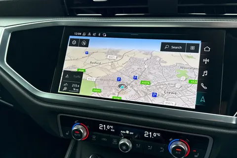 DF72UCJ Audi Q3 Sport 35 TFSI  150 PS S tronic Thumbnail #18