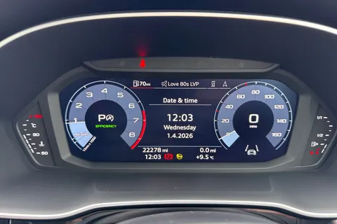 DF72UCJ Audi Q3 Sport 35 TFSI  150 PS S tronic Thumbnail #32