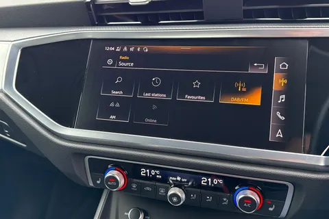 DF72UCJ Audi Q3 Sport 35 TFSI  150 PS S tronic Thumbnail #37