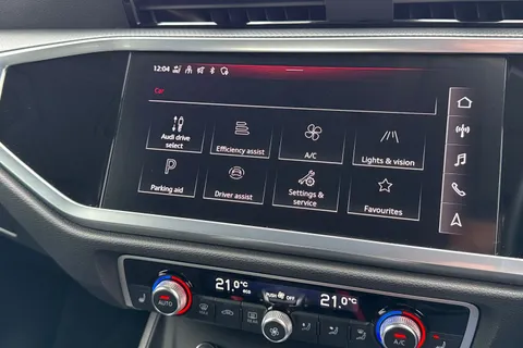 DF72UCJ Audi Q3 Sport 35 TFSI  150 PS S tronic Thumbnail #44