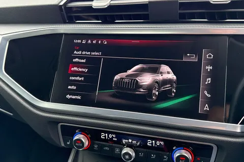 DF72UCJ Audi Q3 Sport 35 TFSI  150 PS S tronic Thumbnail #45