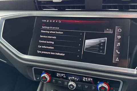 DF72UCJ Audi Q3 Sport 35 TFSI  150 PS S tronic Thumbnail #47