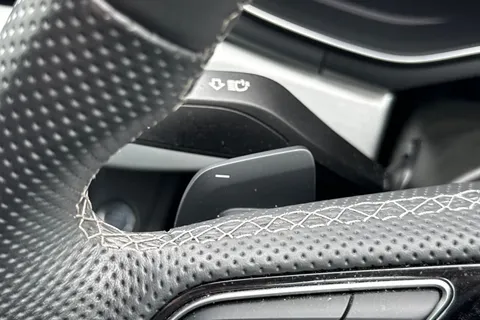 DY72JGZ Audi A5 Coup- S line 40 TFSI  204 PS S tronic Thumbnail #48