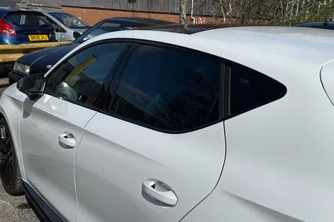 YT74BXY CUPRA Leon 2.0 TSI VZ2 Design Edition DSG Euro 6 (s/s) 5dr Thumbnail #26