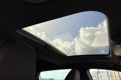 YT74BXY CUPRA Leon 2.0 TSI VZ2 Design Edition DSG Euro 6 (s/s) 5dr Thumbnail #34