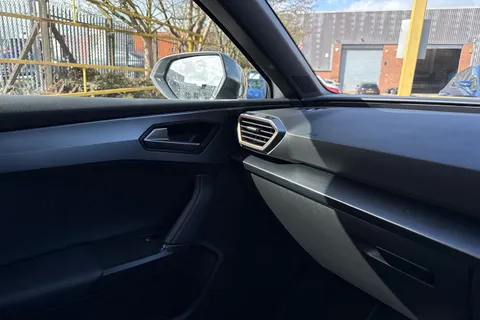 YT74BXY CUPRA Leon 2.0 TSI VZ2 Design Edition DSG Euro 6 (s/s) 5dr Thumbnail #35