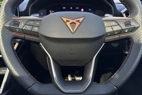 YT74BXY CUPRA Leon 2.0 TSI VZ2 Design Edition DSG Euro 6 (s/s) 5dr Thumbnail #36