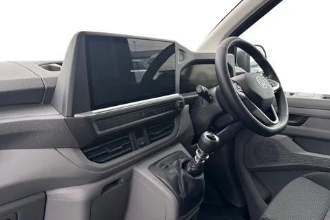 DE26TYV Volkswagen Transporter T28 Panel Van Commerce Pro SWB 150 PS 2.0 TDI 6sp Manual -  Delivery Miles Thumbnail #15