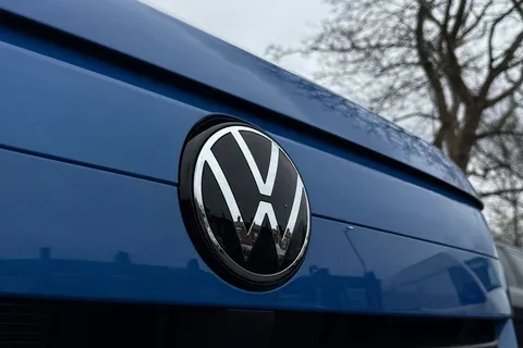 MF26EKX Volkswagen Transporter SWB 170PS AUTO Thumbnail #25